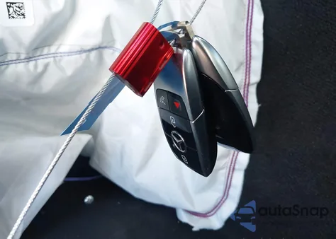 2023 Mercedes-Benz E 450 z USA, uszkodzony, nr VIN W1K1K5JB3PF208317